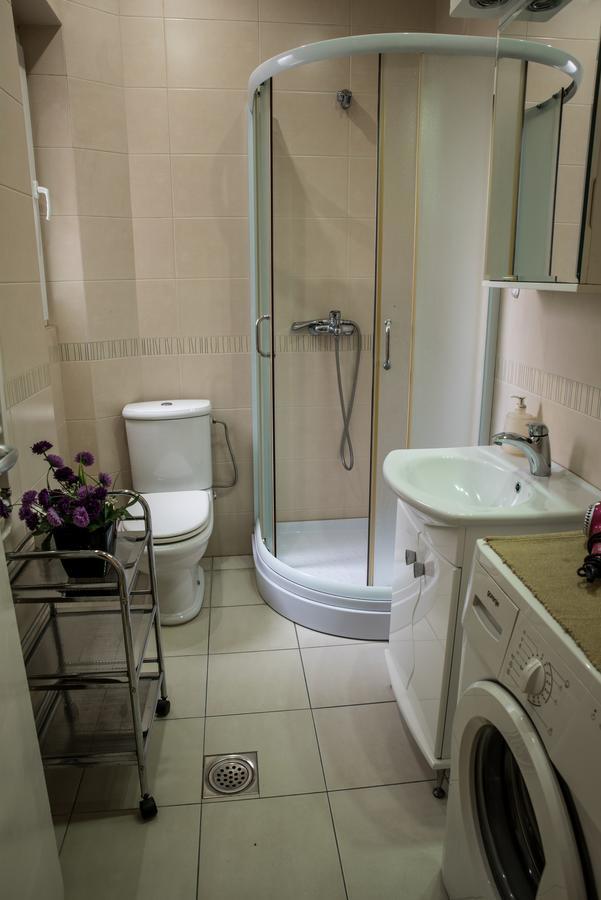Balkan-inn Parlament apartment Belgrado Buitenkant foto