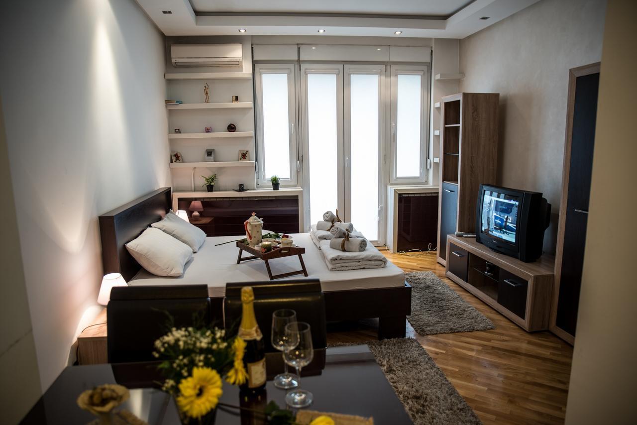 Balkan-inn Parlament apartment Belgrado Buitenkant foto