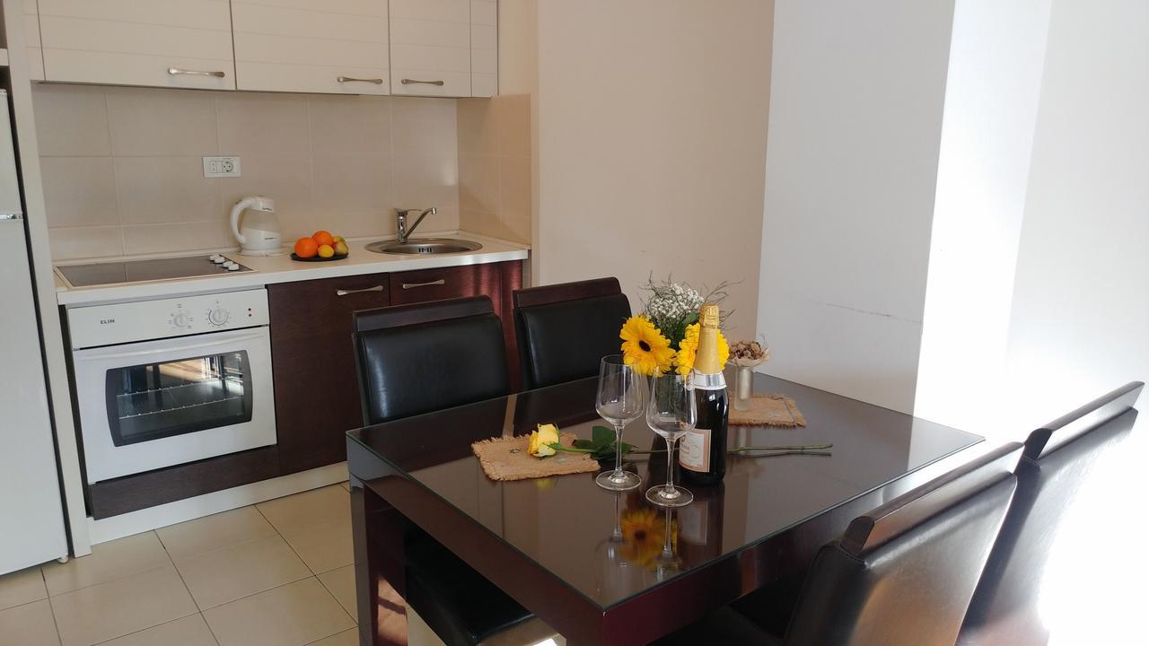 Balkan-inn Parlament apartment Belgrado Buitenkant foto
